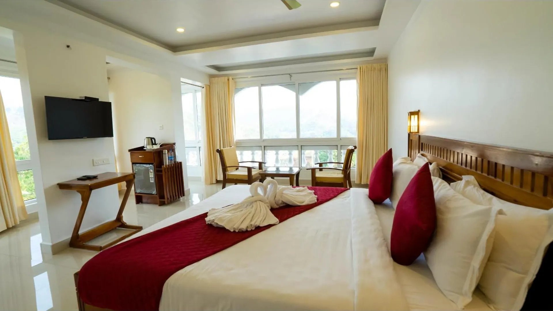 Carmel Top Munnar Hotel
