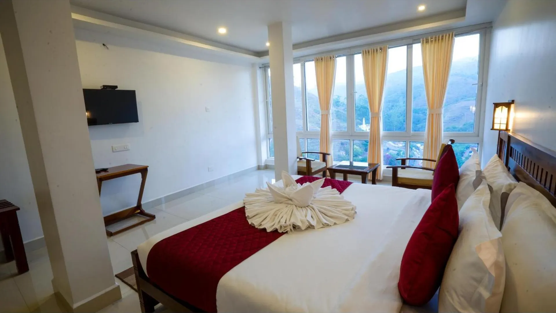 Hotel Carmel Top Munnar